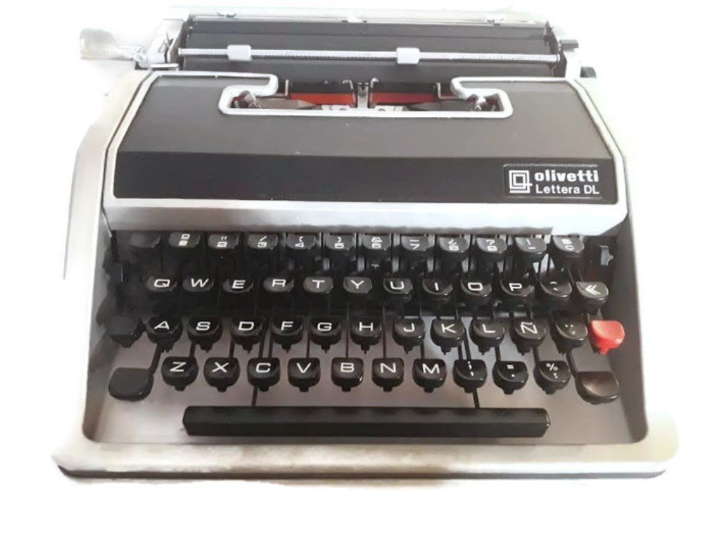 Máquina de escribir Olivetti Lettera DL